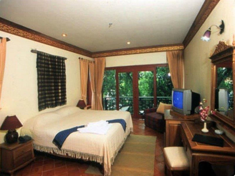 Hotel Kata Minta Phuket Exterior foto