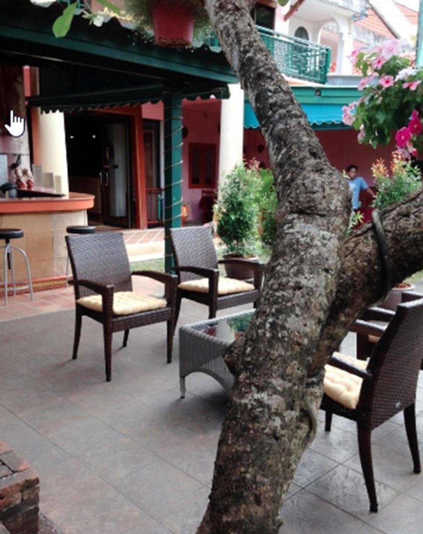 Hotel Kata Minta Phuket Exterior foto