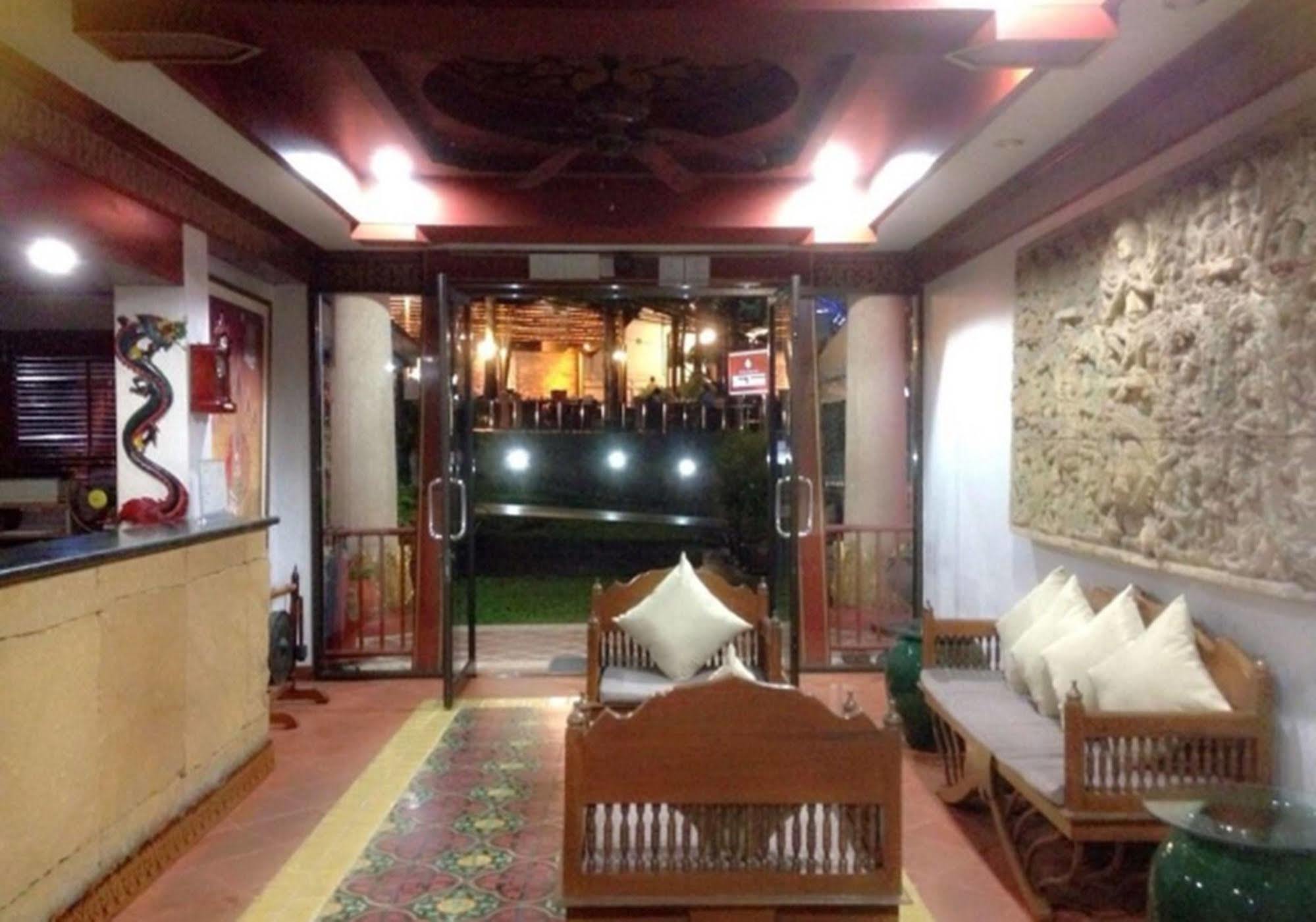 Hotel Kata Minta Phuket Exterior foto
